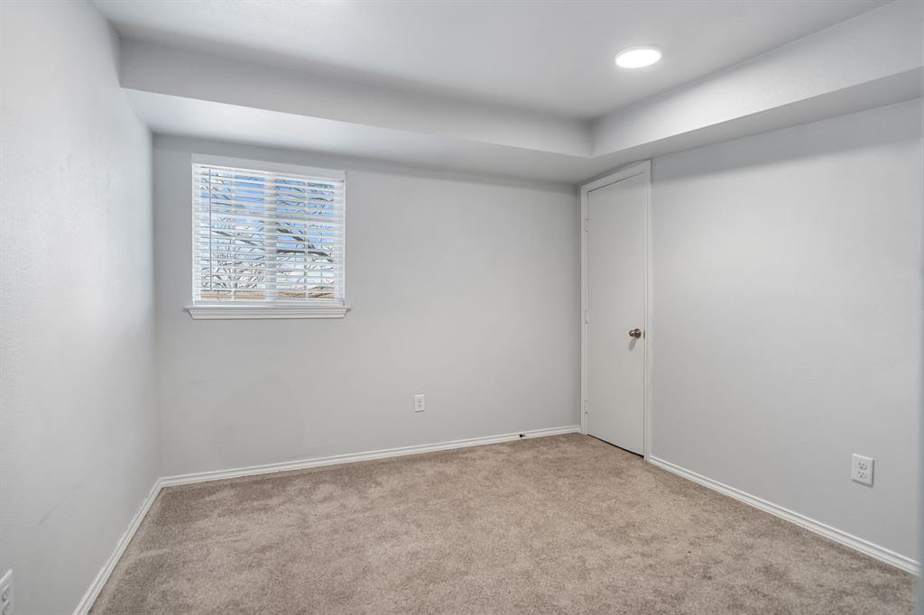 2208 West Rosedale Street South, Unit 102 Fort Worth, TX 76110 - Photo 9 of 11