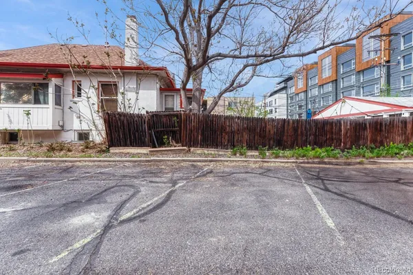 $249,900 | 200 Pearl Street, Unit 205, Denver, CO 80203