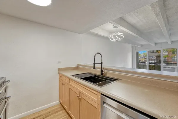 $249,900 | 200 Pearl Street, Unit 205, Denver, CO 80203