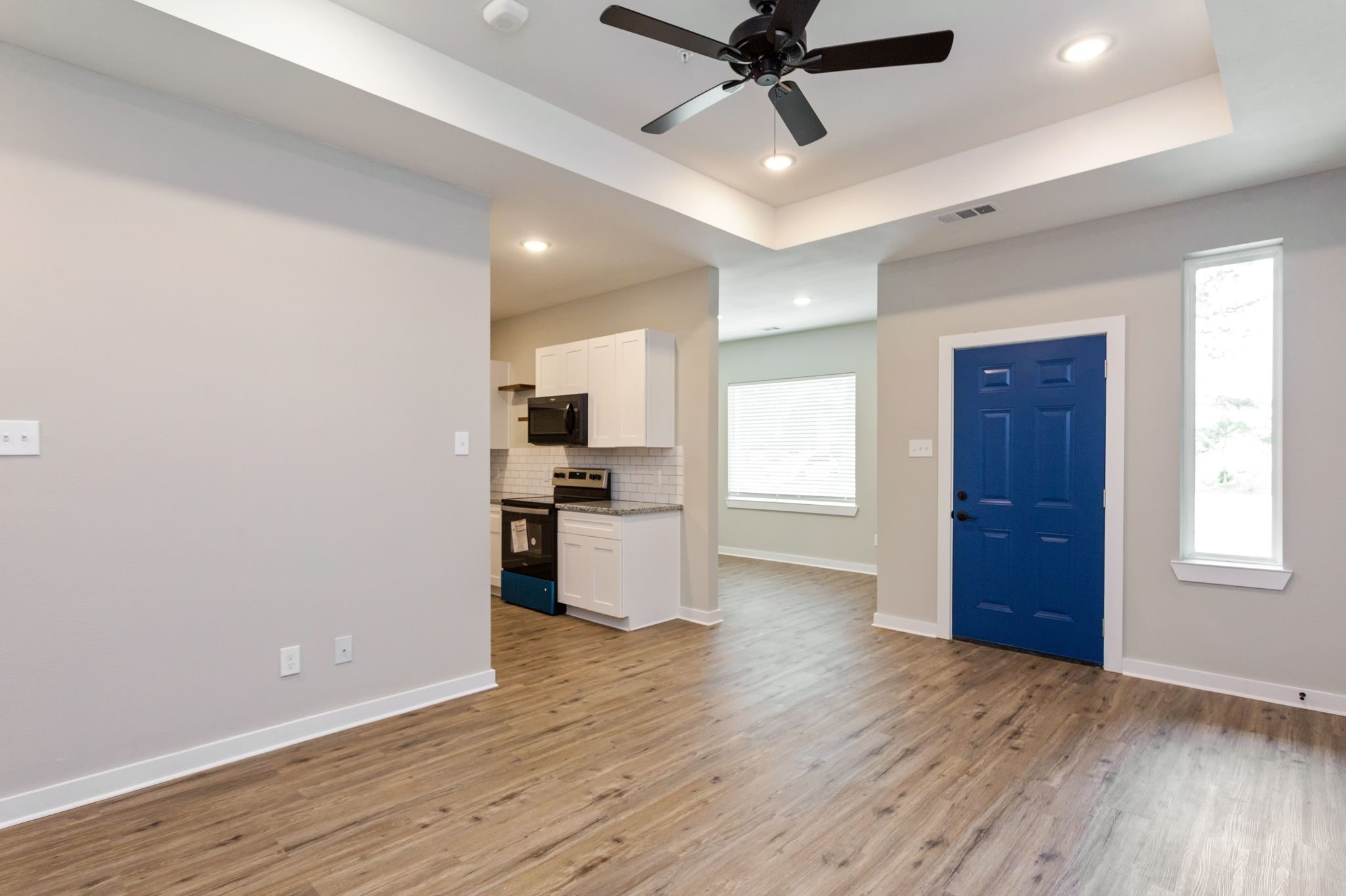 10317 Lake Road, Unit 15B Houston, TX 77070 - Photo 5 of 32