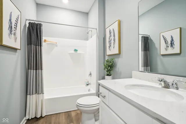 $307,900 | 1133 Phillips Drive, Greenfield, IN 46140