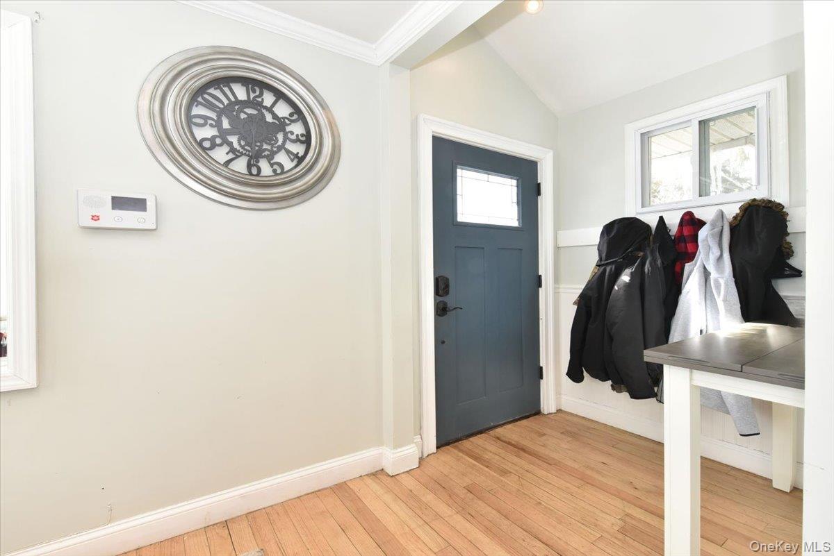 1721 Michael William Road Merrick, NY 11566 - Photo 5 of 21