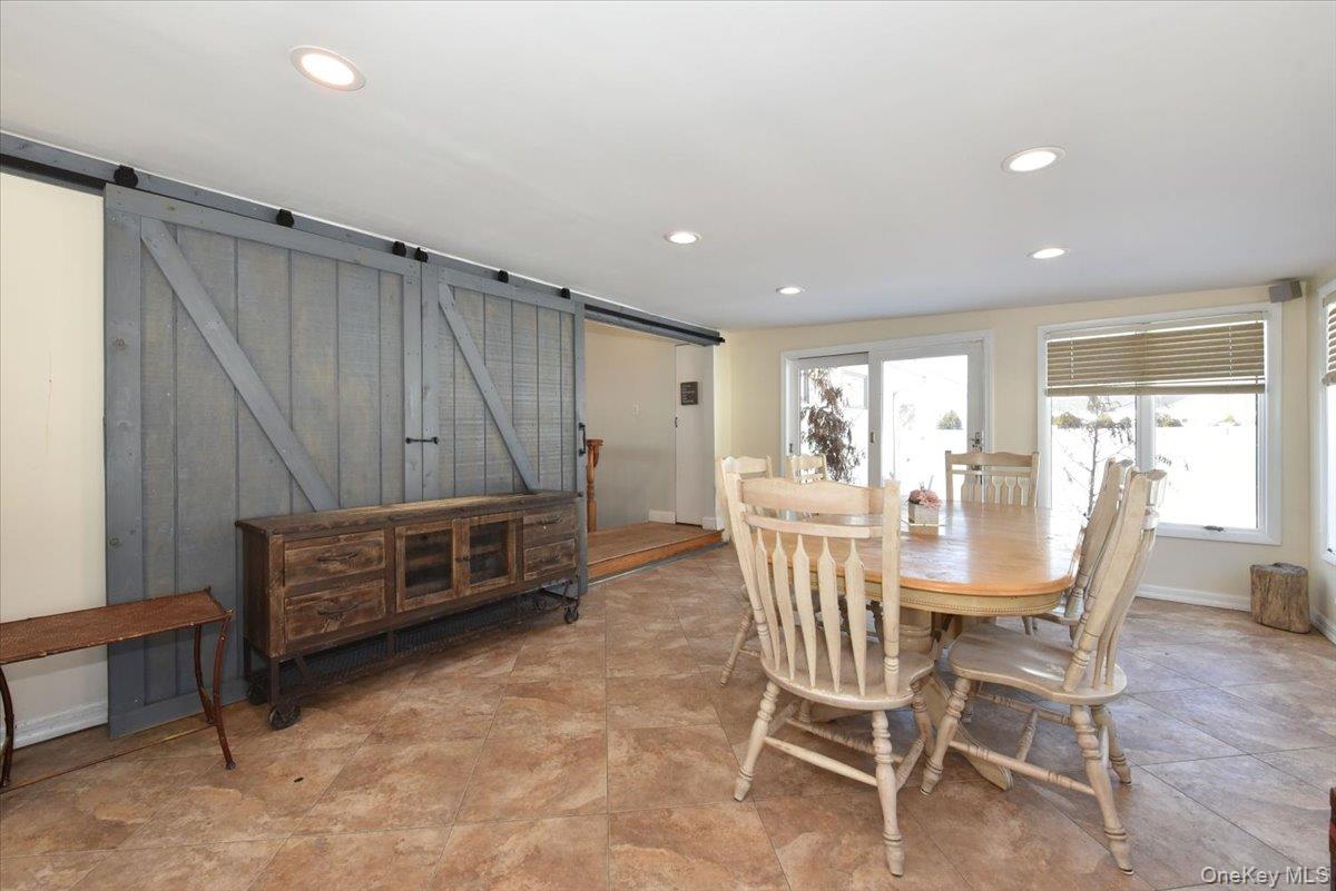 1721 Michael William Road Merrick, NY 11566 - Photo 9 of 21