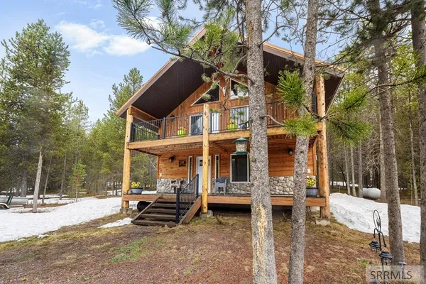 $824,900 | 4021 Algenia Lane, Island Park, ID 83429