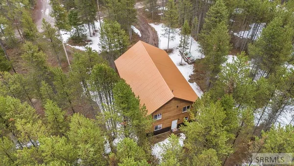 $824,900 | 4021 Algenia Lane, Island Park, ID 83429