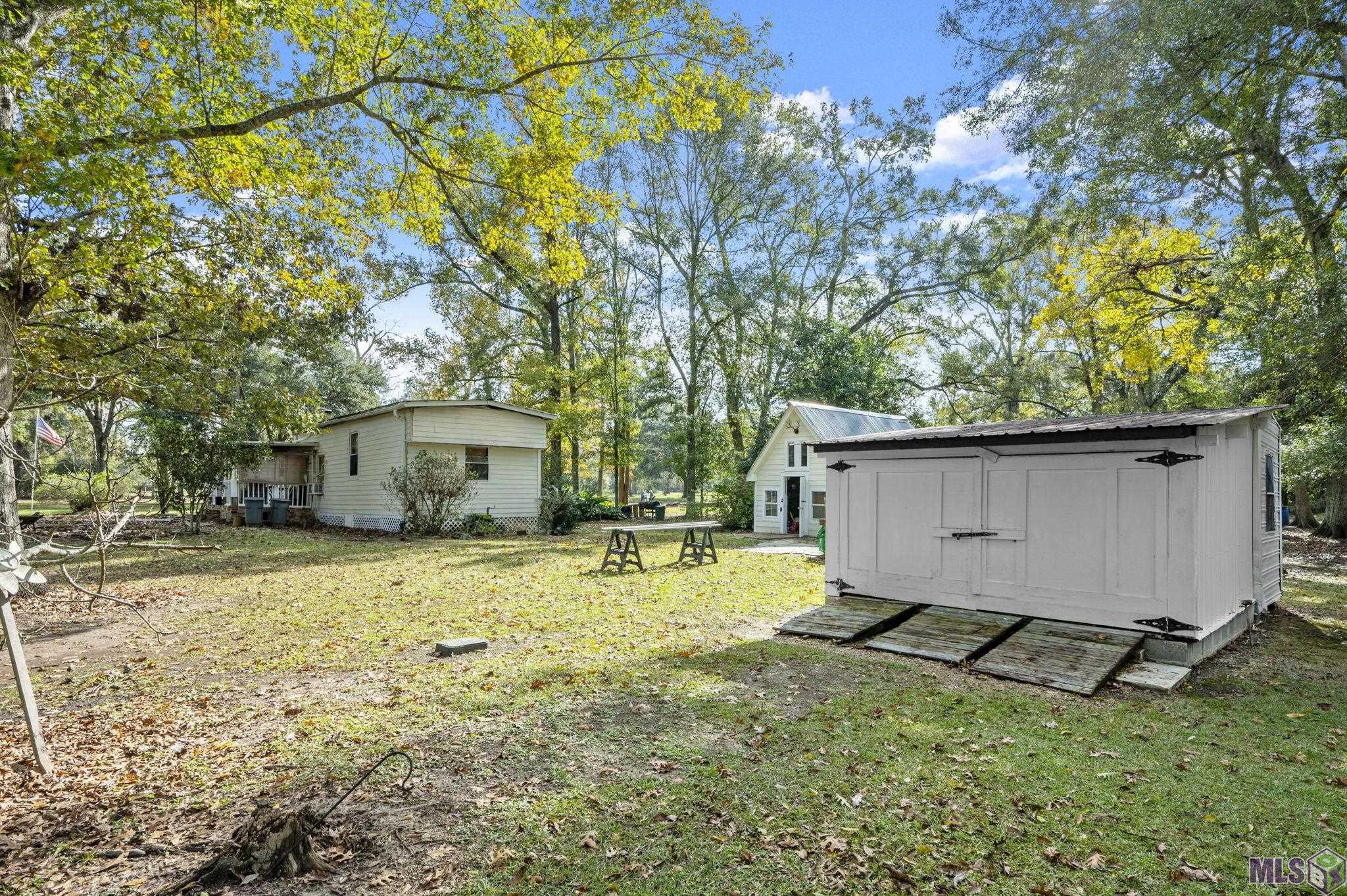 12338 Chester Diez Road Gonzales, LA 70737 - Photo 4 of 21