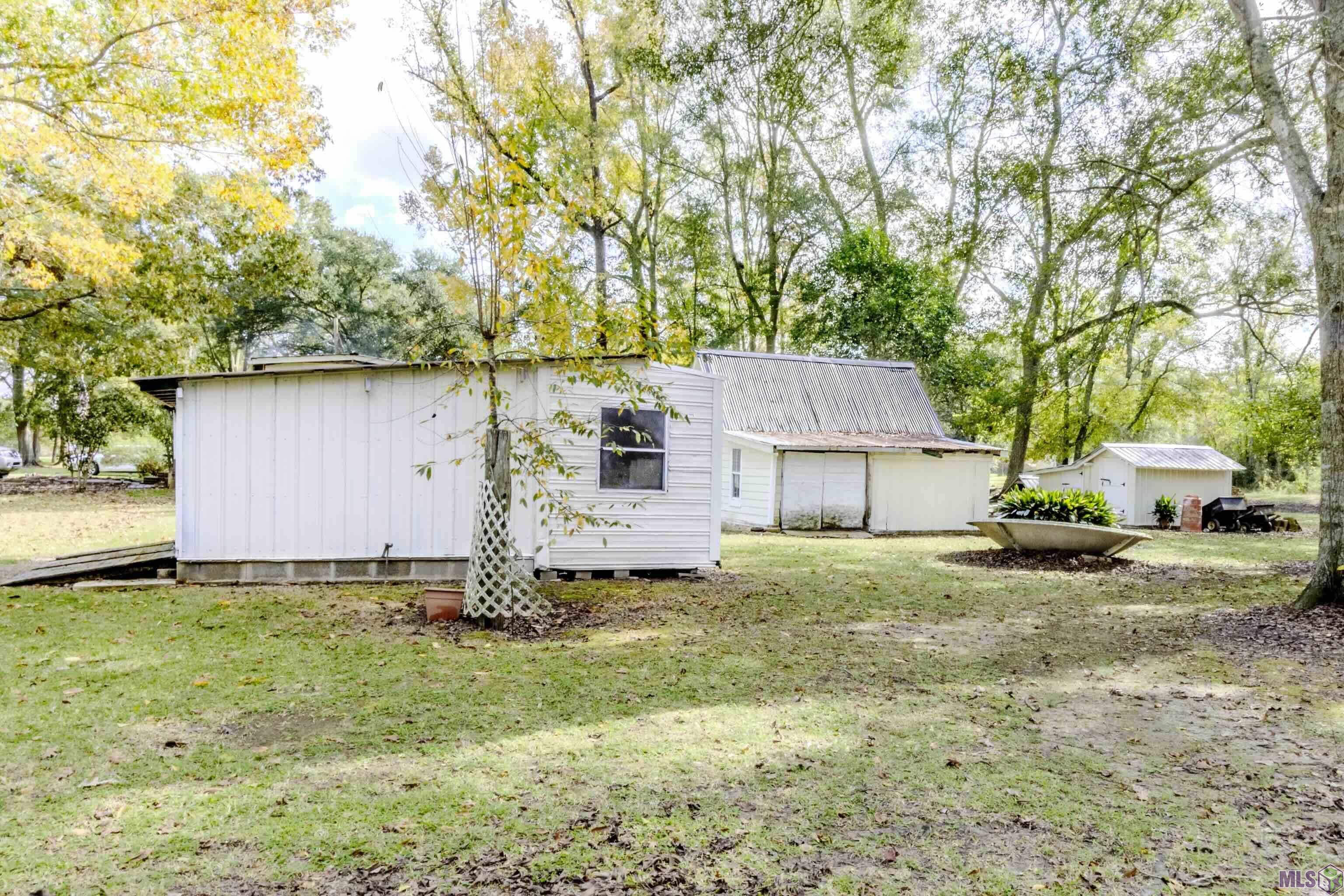 12338 Chester Diez Road Gonzales, LA 70737 - Photo 5 of 21