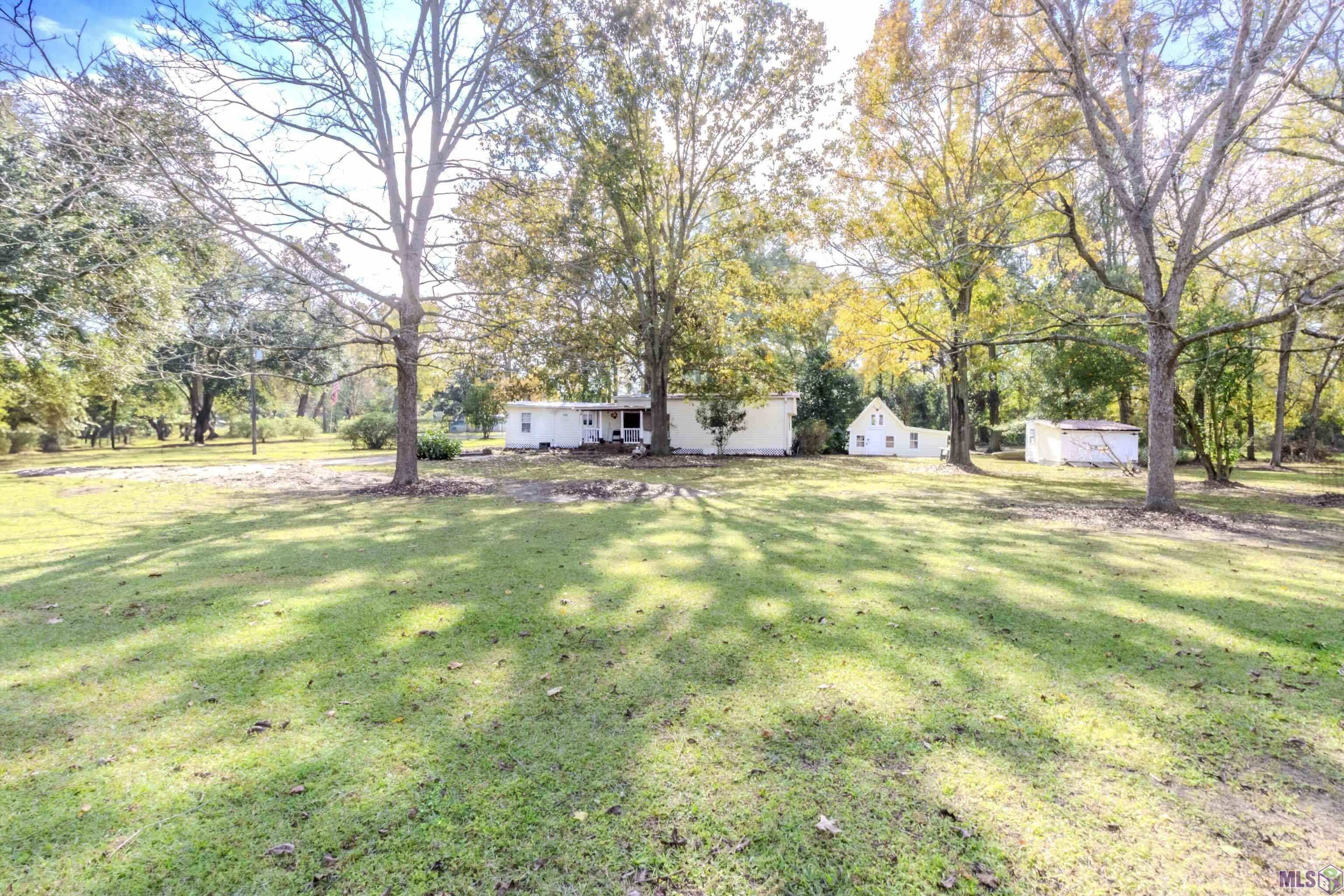 12338 Chester Diez Road Gonzales, LA 70737 - Photo 7 of 21