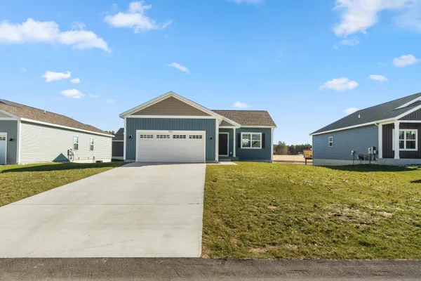 $359,900 | 2521 Gray Wolf Way, Muskegon, MI 49444