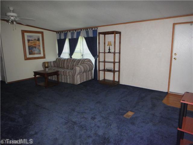 435 Talley Road Reidsville, NC 27320 - Photo 3 of 16 Living Room.