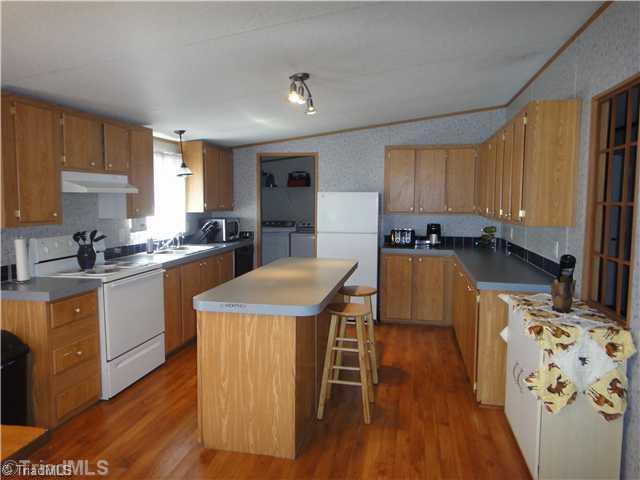 435 Talley Road Reidsville, NC 27320 - Photo 5 of 16 Kitchen.