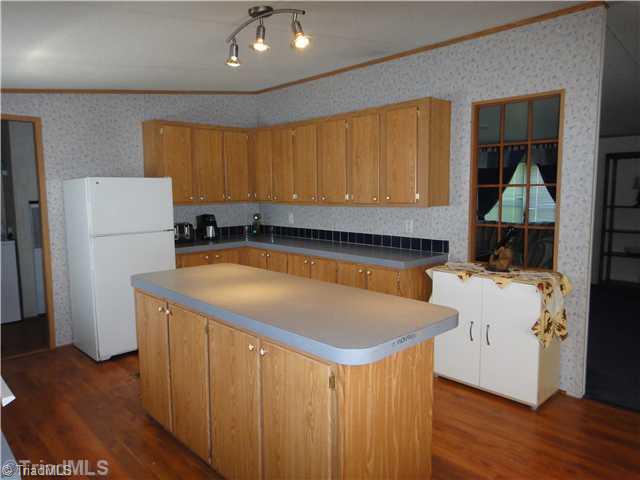 435 Talley Road Reidsville, NC 27320 - Photo 6 of 16 Kitchen.