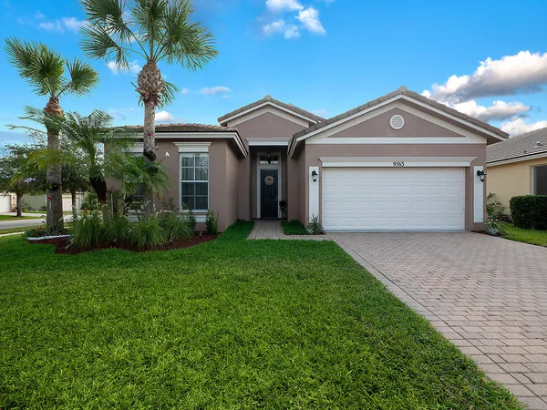 $2,800 | 9563 Southwest Flowermound Circle, Port St. Lucie, FL 34987