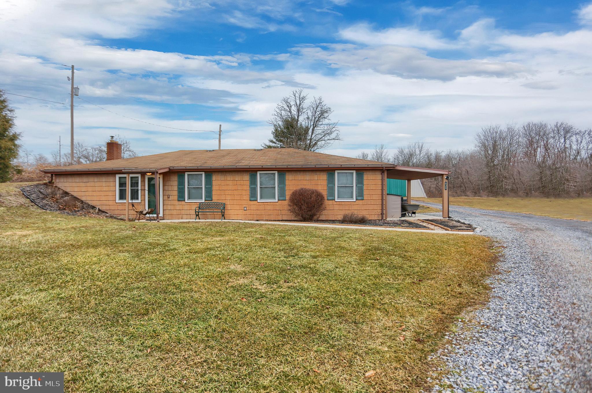630 Old Quaker Road Lewisberry, PA 17339 - Photo 2 of 17