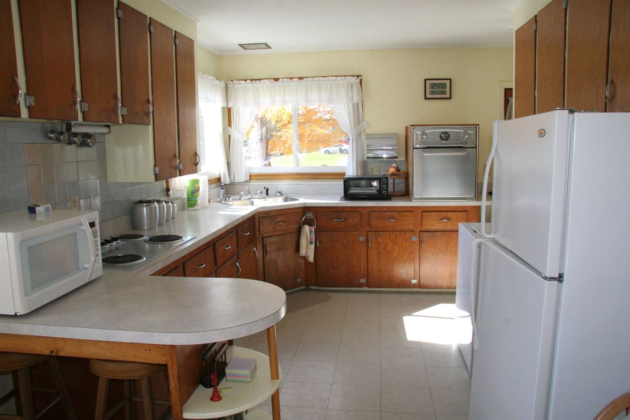 117 South Lunenburg Road Lunenburg, VT 05906 - Photo 6 of 17