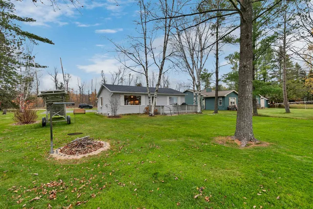 $599,900 | 9407 Koby Lane, Pound, WI 54161