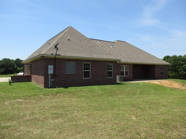 2314 Sharon Road Canton, MS 39046 - Photo 6 of 31 Photo 6