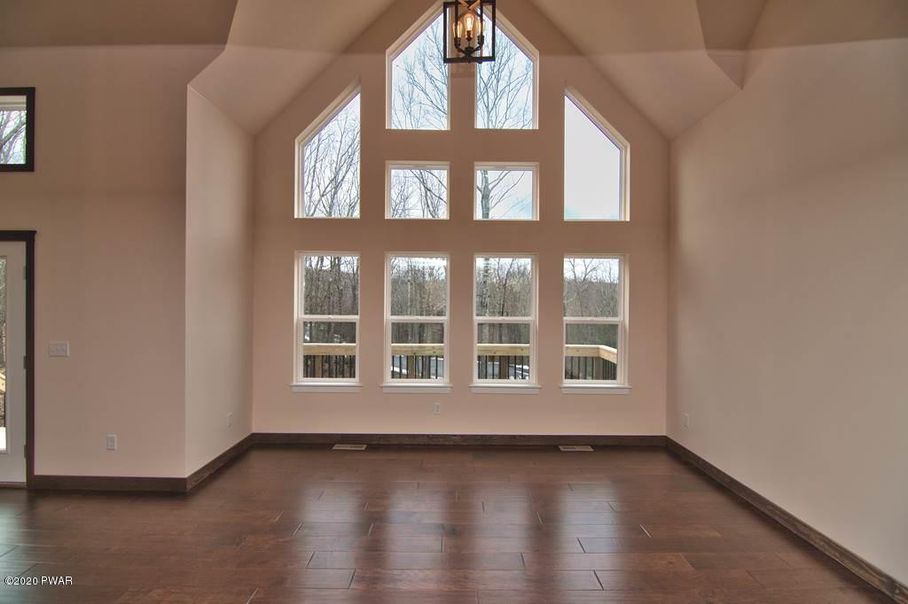 269 West Lakeview Road Lackawaxen, PA 18435 - Photo 11 of 88