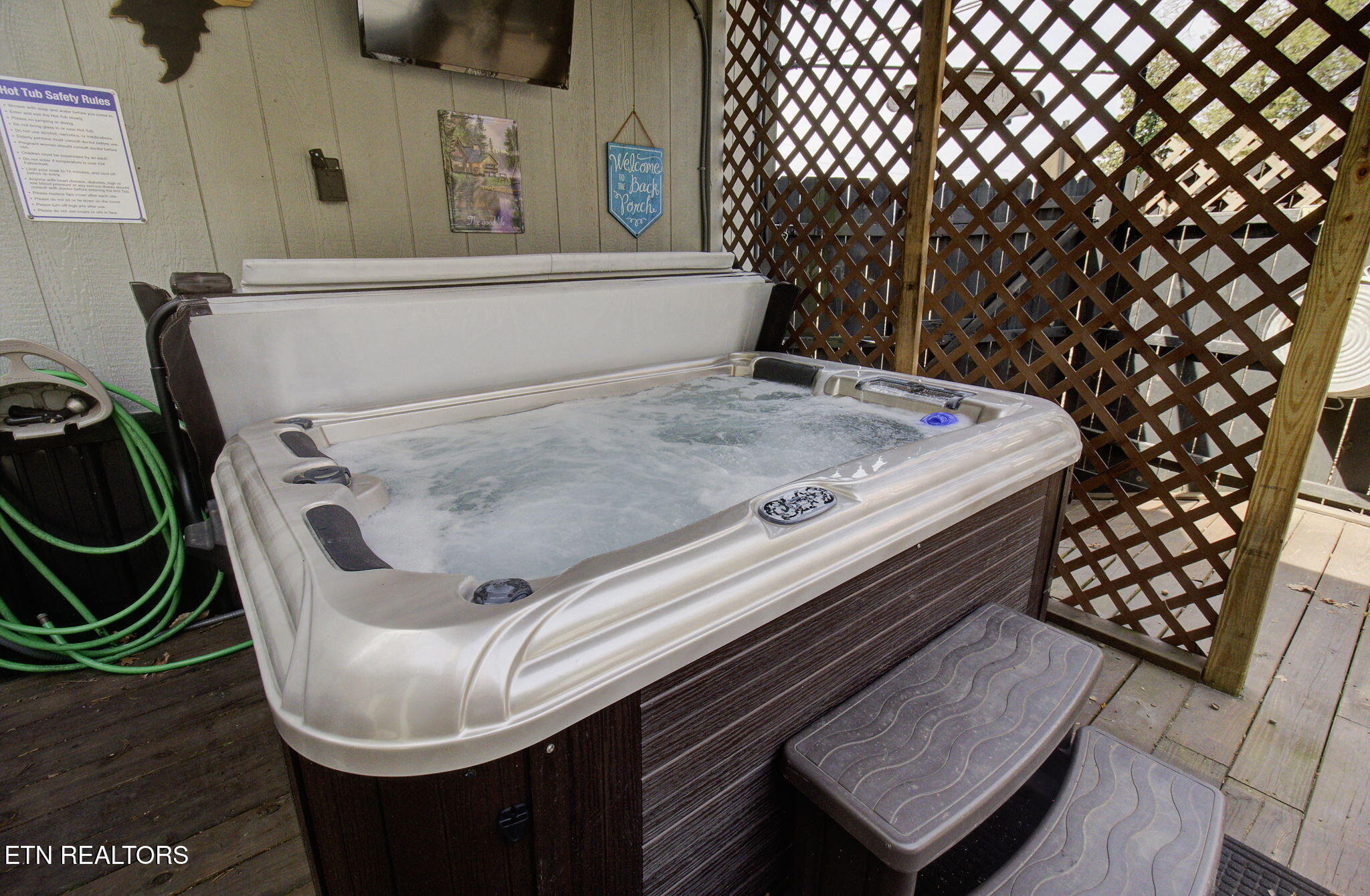 2589 Ridge Road Pigeon Forge, TN 37863 - Photo 26 of 42 IMG_0087