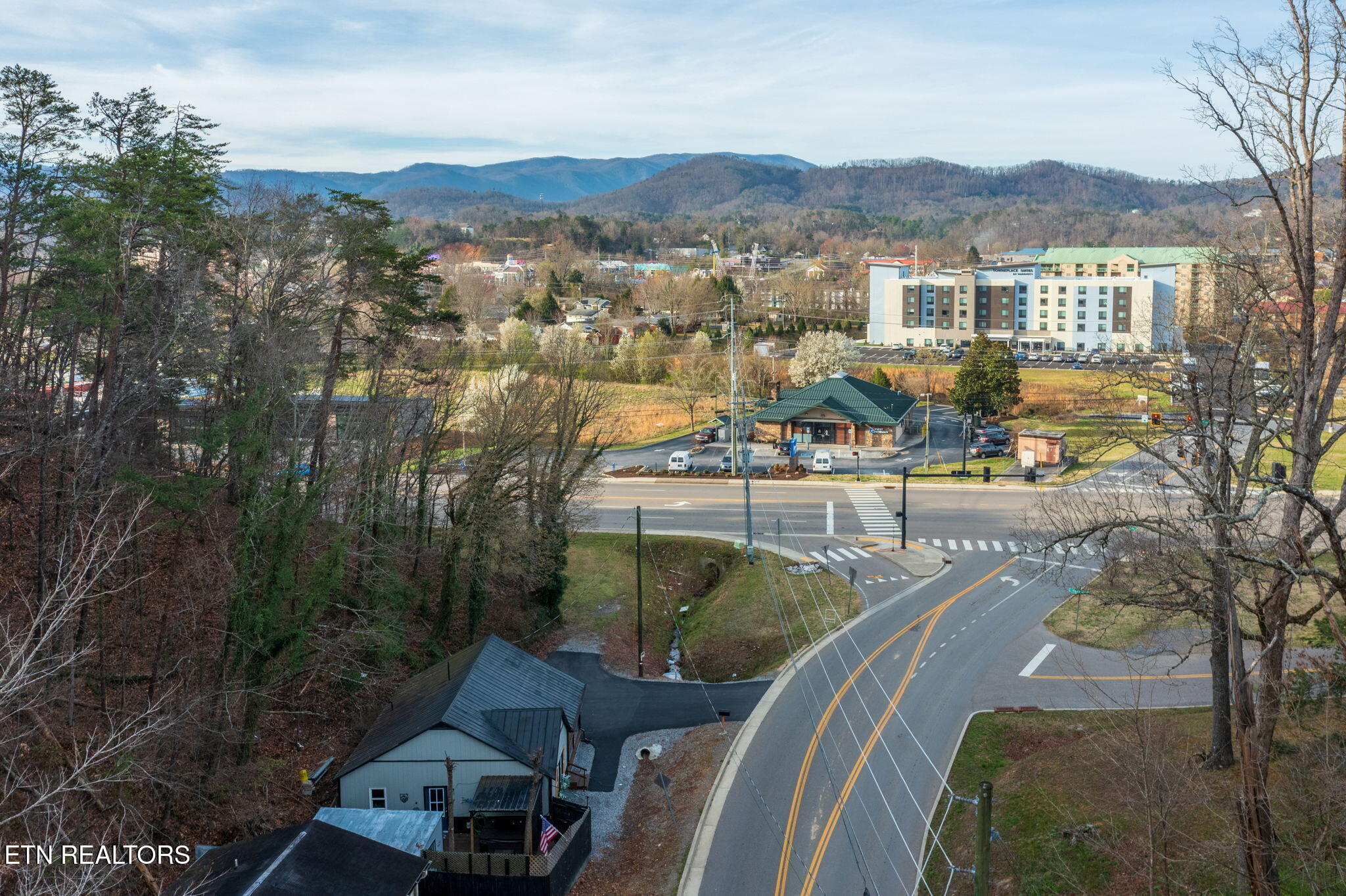 2589 Ridge Road Pigeon Forge, TN 37863 - Photo 37 of 42 homesandvideos aerials-11120