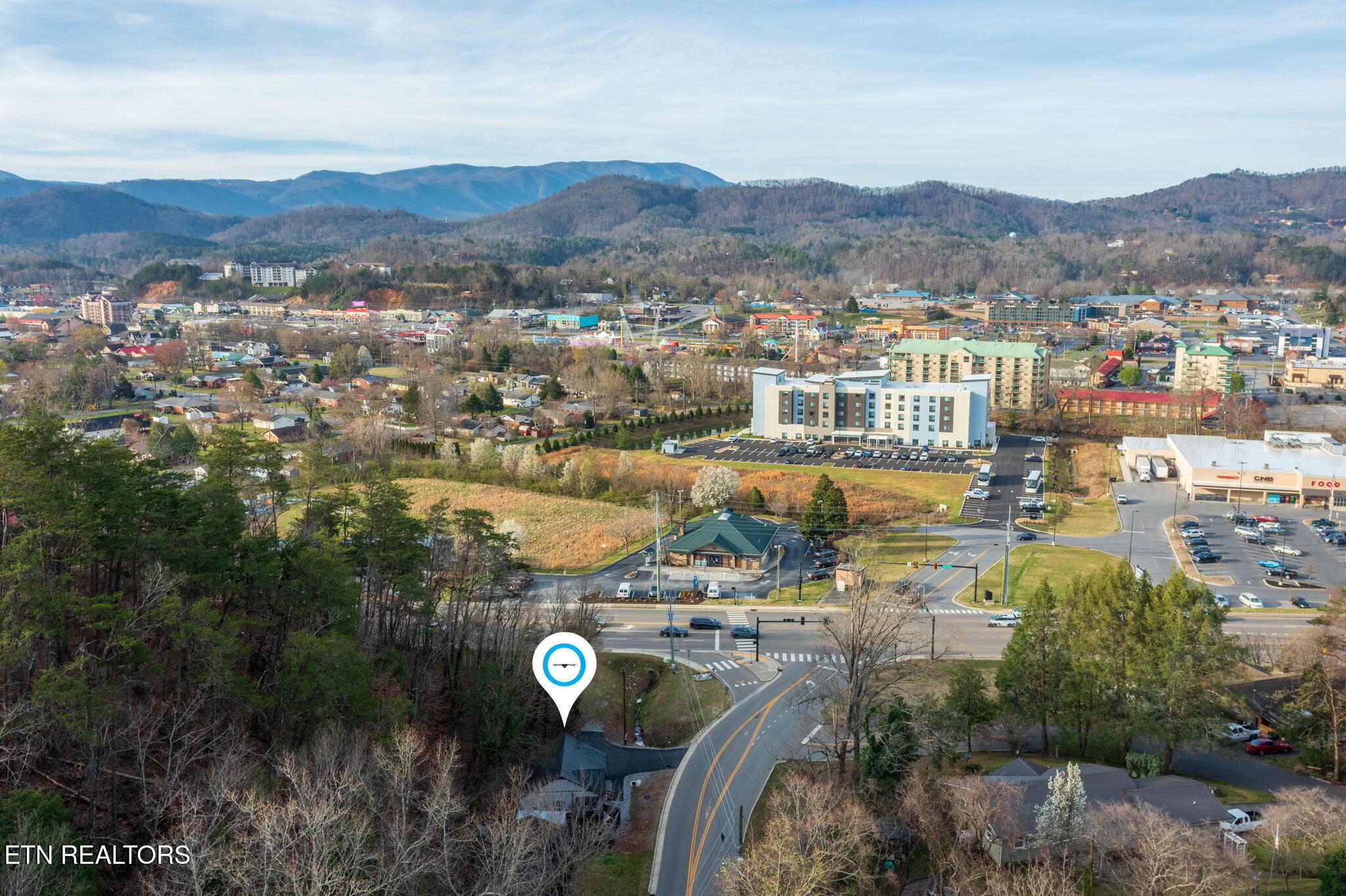 2589 Ridge Road Pigeon Forge, TN 37863 - Photo 38 of 42 homesandvideos aerials-11121m