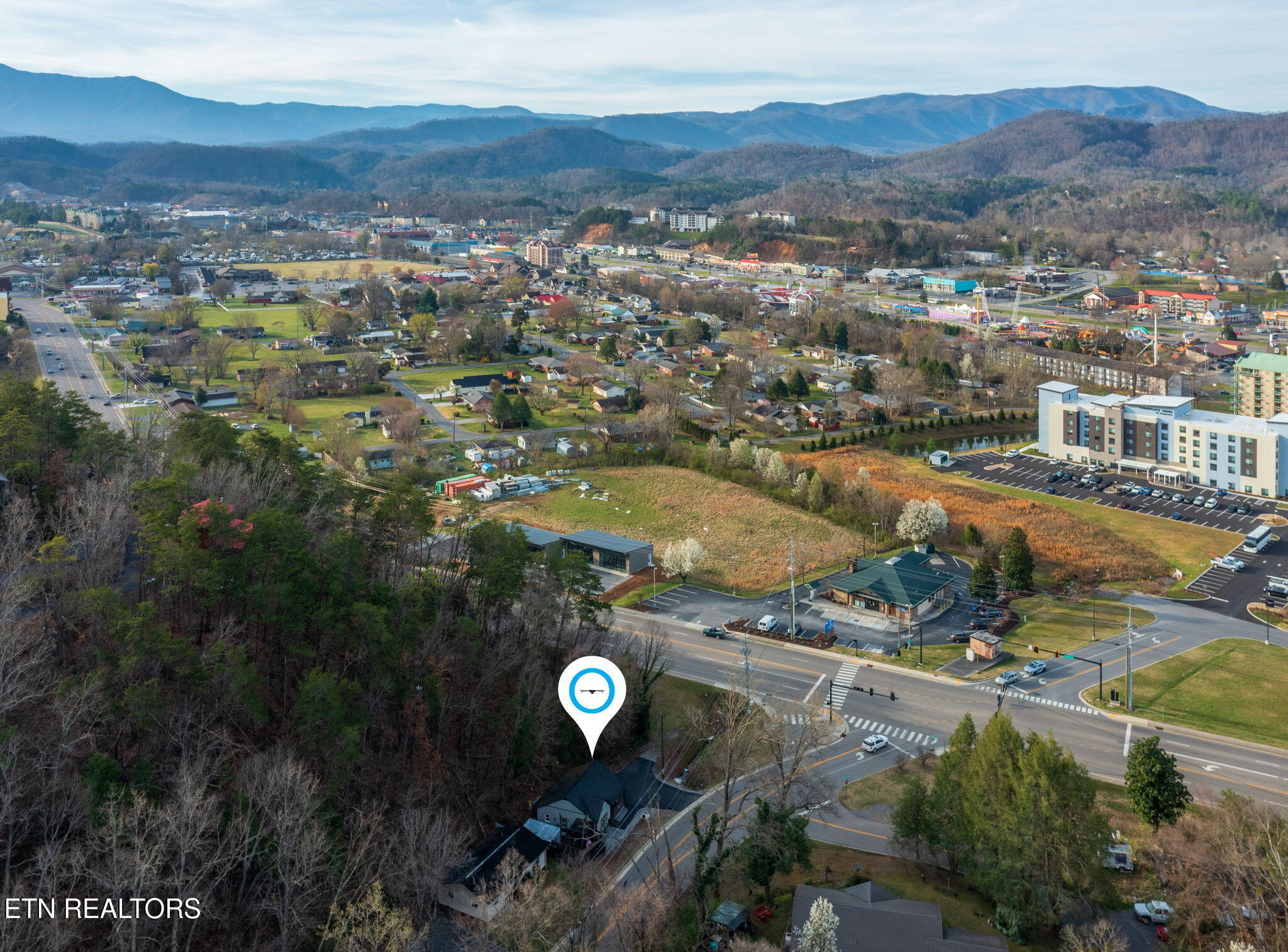 2589 Ridge Road Pigeon Forge, TN 37863 - Photo 39 of 42 homesandvideos aerials-11123m