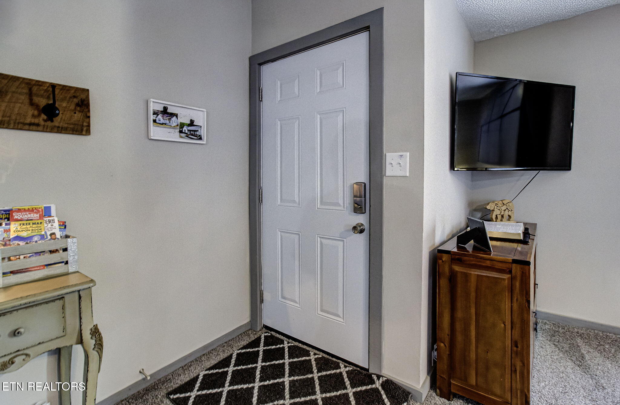2589 Ridge Road Pigeon Forge, TN 37863 - Photo 5 of 42 IMG_0006