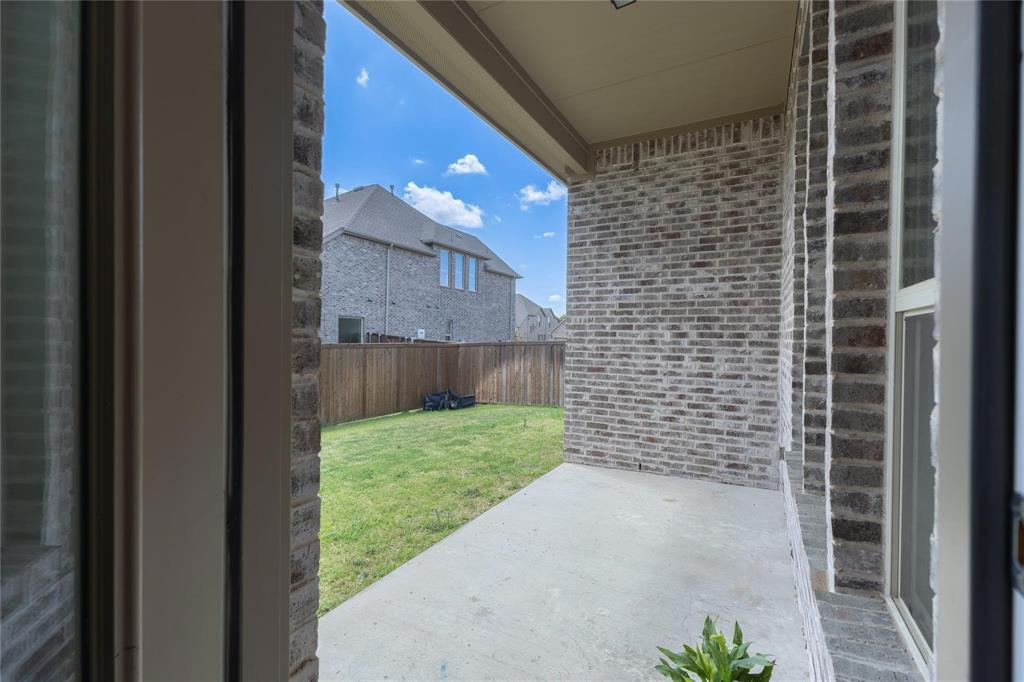 3920 Bentgrass Road Plano, TX 75023 - Photo 29 of 30 a view of outdoor space and yard