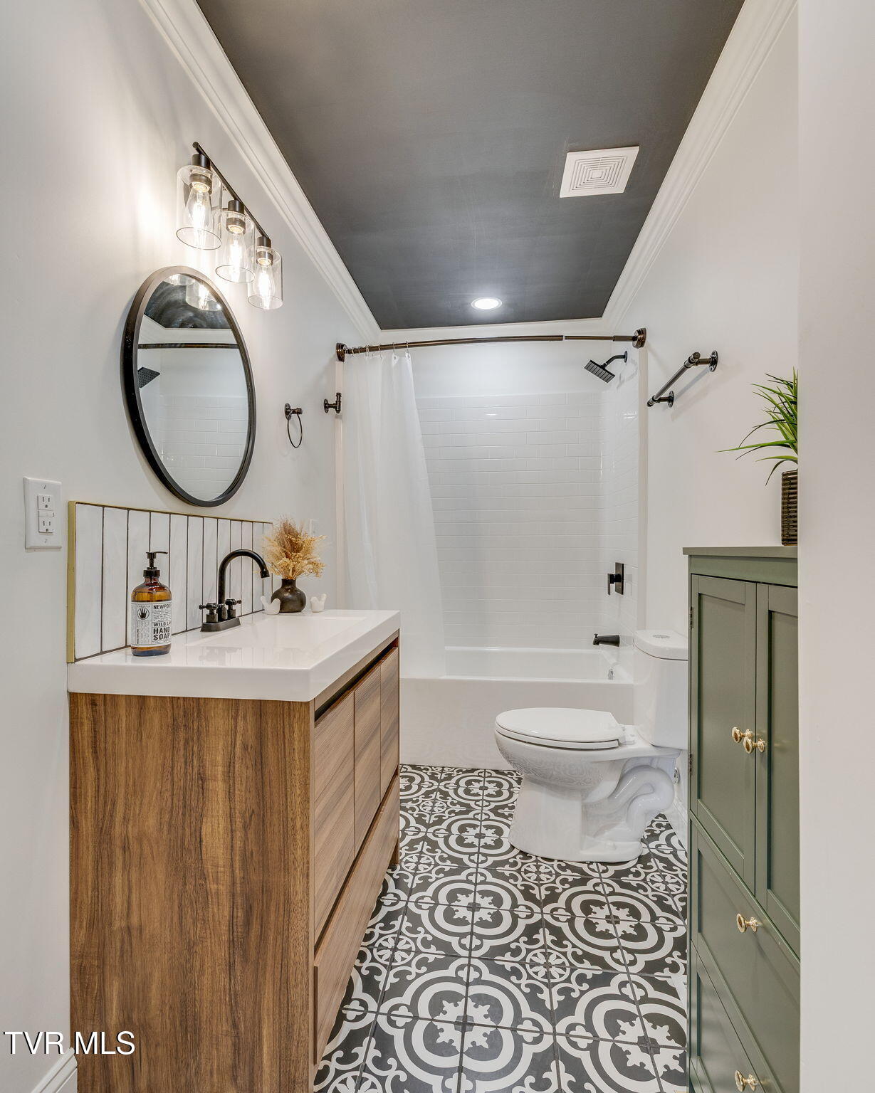 128 Gravely Road Kingsport, TN 37665 - Photo 21 of 33 021 (4)