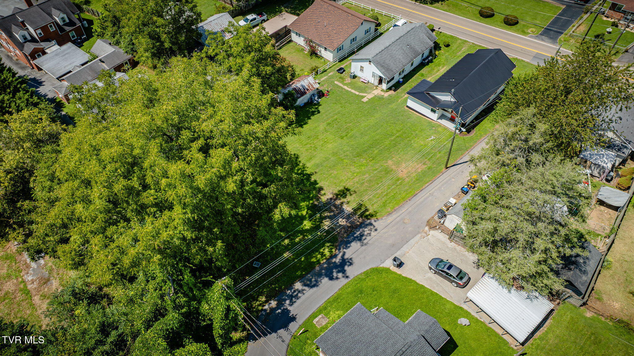 128 Gravely Road Kingsport, TN 37665 - Photo 29 of 33 104 (5)