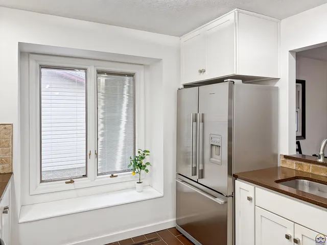 $269,900 | 1701 Luther Street, Emporia, KS 66801