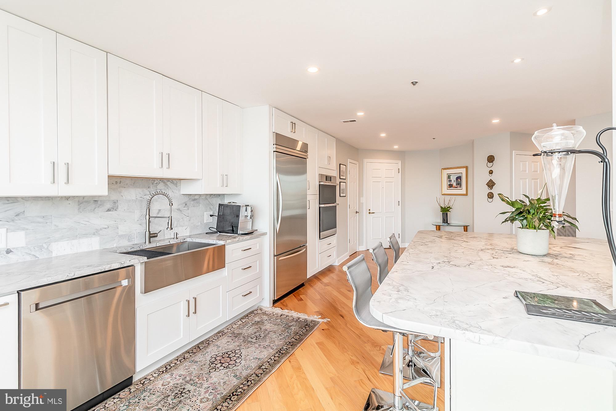 100 Harborview Drive, Unit 1001 Baltimore, MD 21230 - Photo 11 of 64