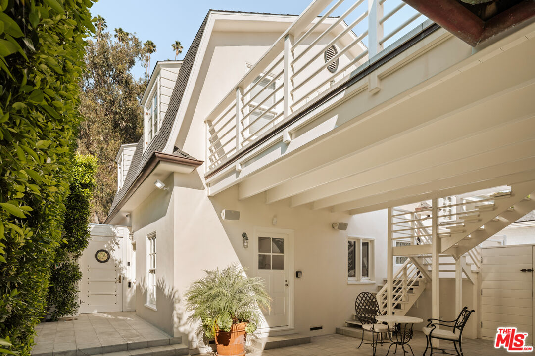 501 Palisades Beach Road Santa Monica, CA 90402 - Photo 5 of 29 a view of entryway with a front door