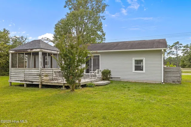 $239,900 | 8202 Highway 70, Newport, NC 28570