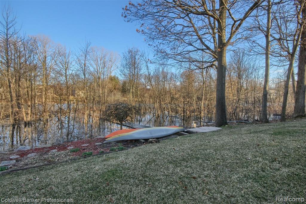 23285 Meridian Road Grosse Ile, MI 48138 - Photo 44 of 53