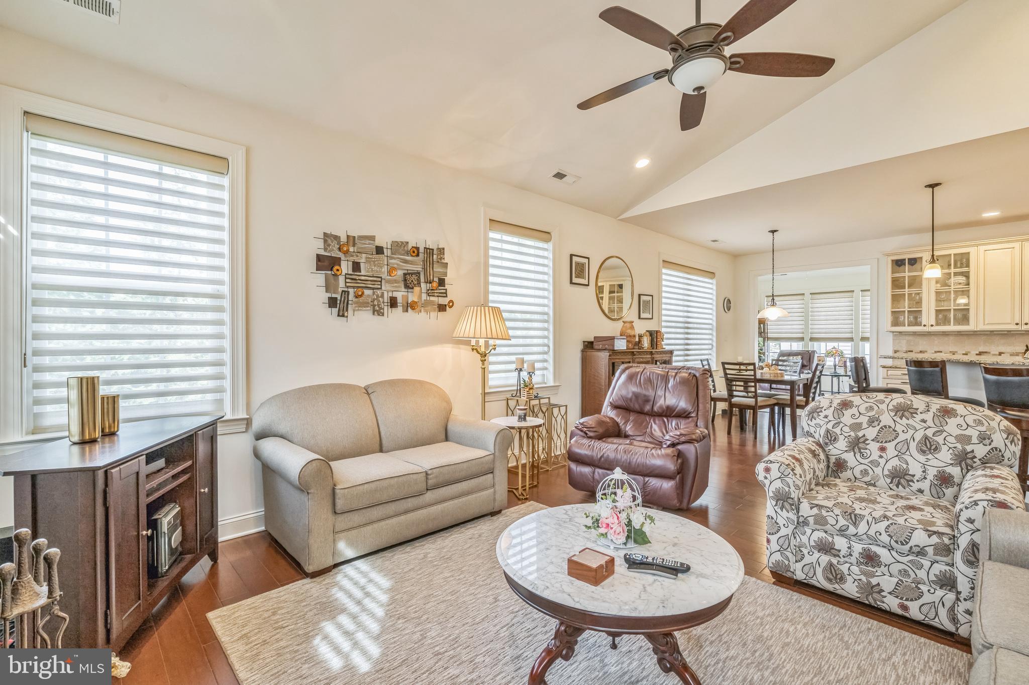 33 Liverpool Way Medford, NJ 08055 - Photo 14 of 36 Gallery Image 14