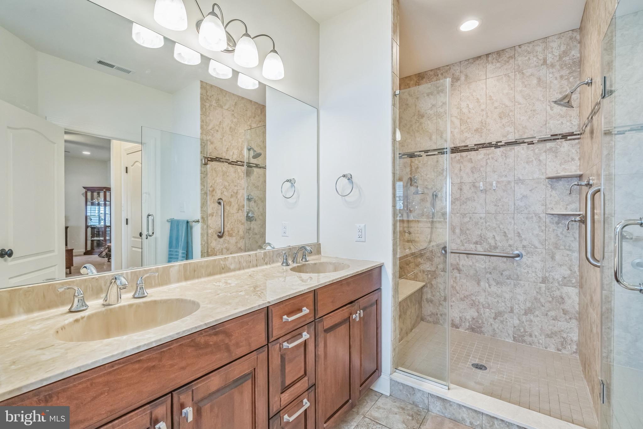33 Liverpool Way Medford, NJ 08055 - Photo 24 of 36 Gallery Image 24