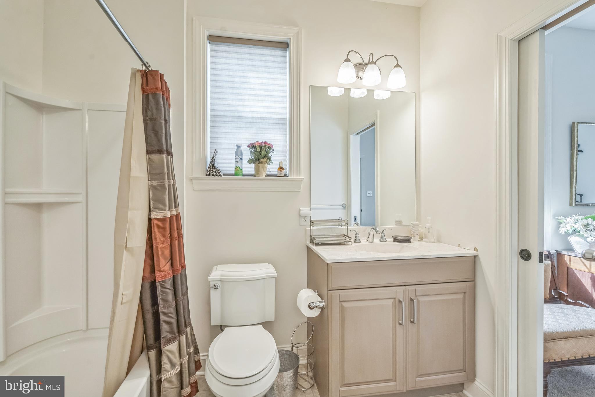 33 Liverpool Way Medford, NJ 08055 - Photo 26 of 36 Gallery Image 26