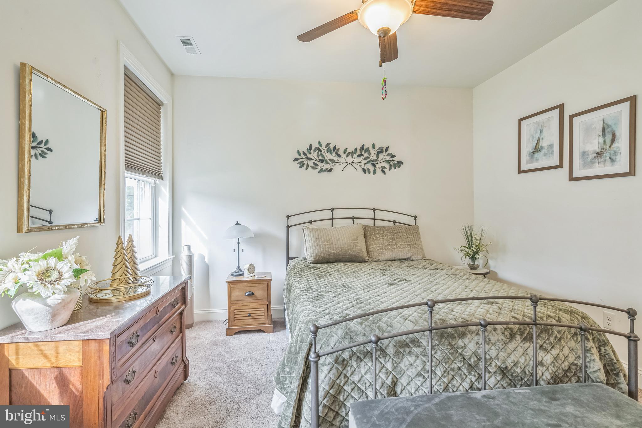 33 Liverpool Way Medford, NJ 08055 - Photo 28 of 36 Gallery Image 28