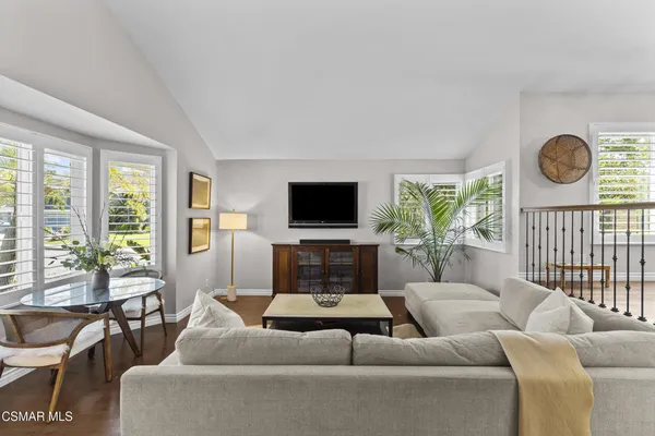 $1,629,000 | 29100 Oakpath Drive, Agoura Hills, CA 91301