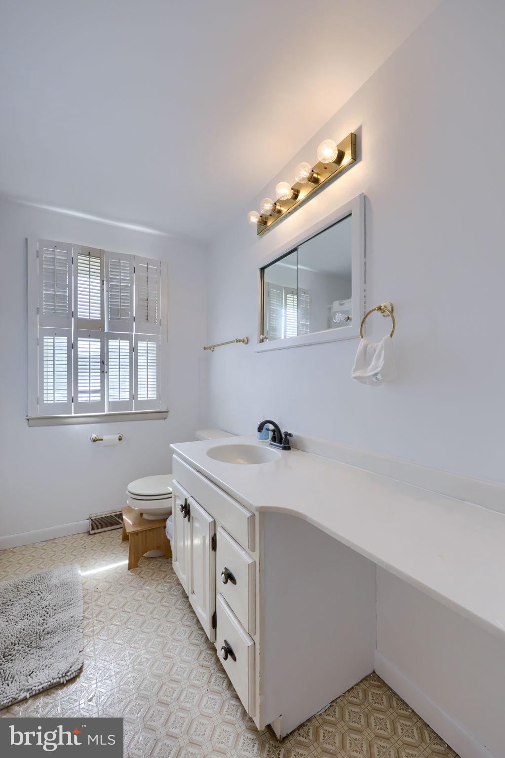 1604 Robert Road Lancaster, PA 17601 - Photo 29 of 36