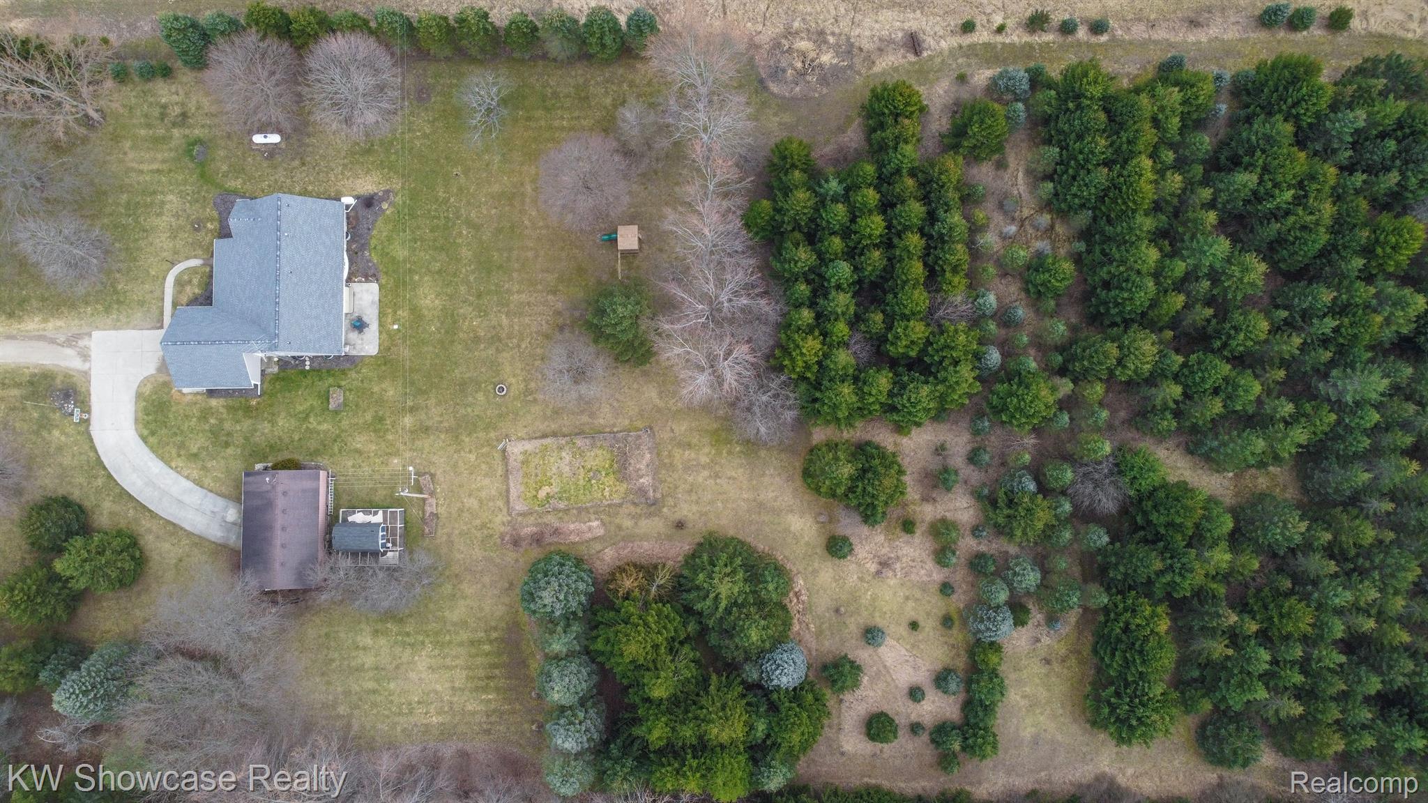 4306 Evans Road Holly, MI 48442 - Photo 39 of 52 Gallery Image 39
