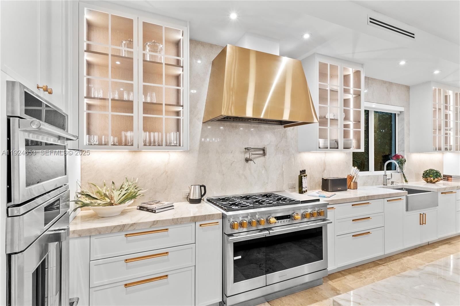 6080 Southwest 104th Street Pinecrest, FL 33156 - Photo 14 of 75