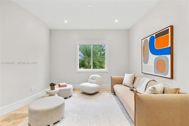 $9,495,000 | 6080 Southwest 104th Street, Pinecrest, FL 33156