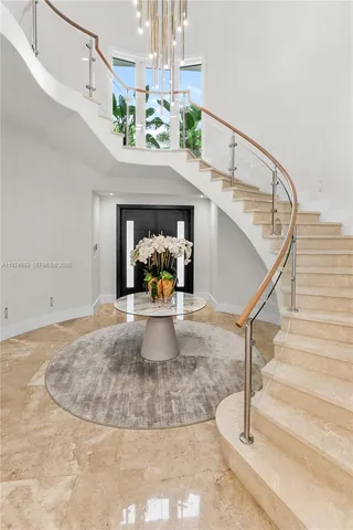 $9,495,000 | 6080 Southwest 104th Street, Pinecrest, FL 33156