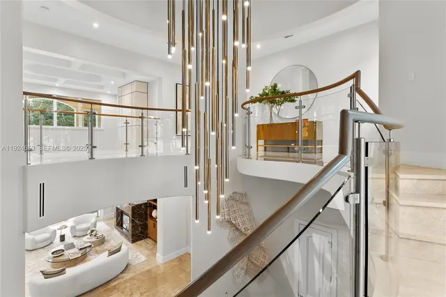 $9,495,000 | 6080 Southwest 104th Street, Pinecrest, FL 33156