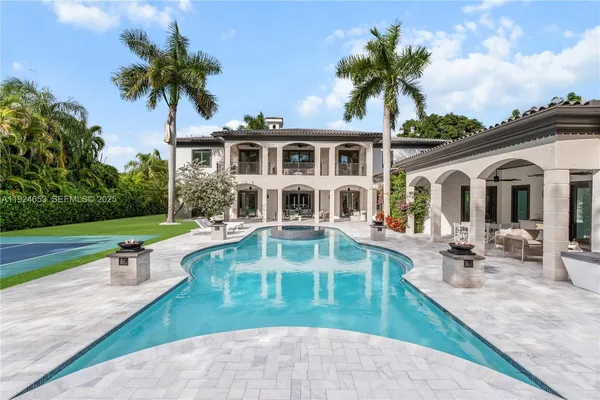 $8,995,000 | 6080 Southwest 104th Street, Pinecrest, FL 33156