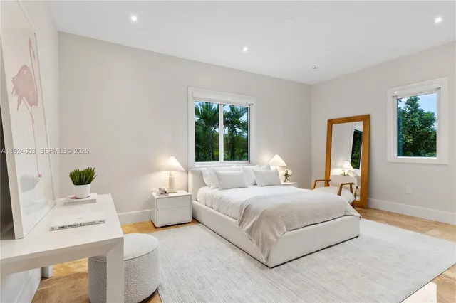 $9,495,000 | 6080 Southwest 104th Street, Pinecrest, FL 33156