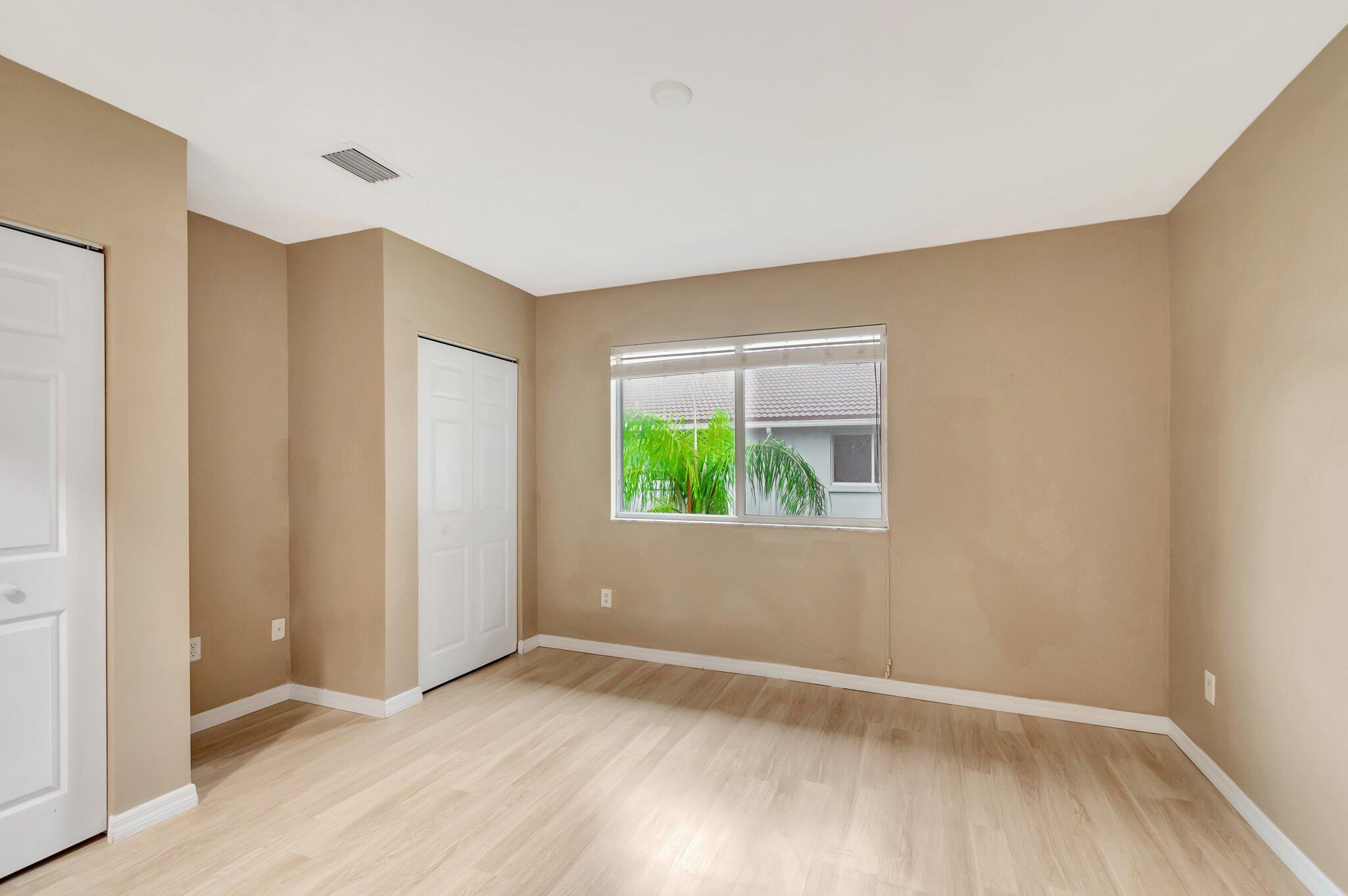 1912 Hibiscus Lane Riviera Beach, FL 33404 - Photo 25 of 55 26-web-or-mls-DSC_3314