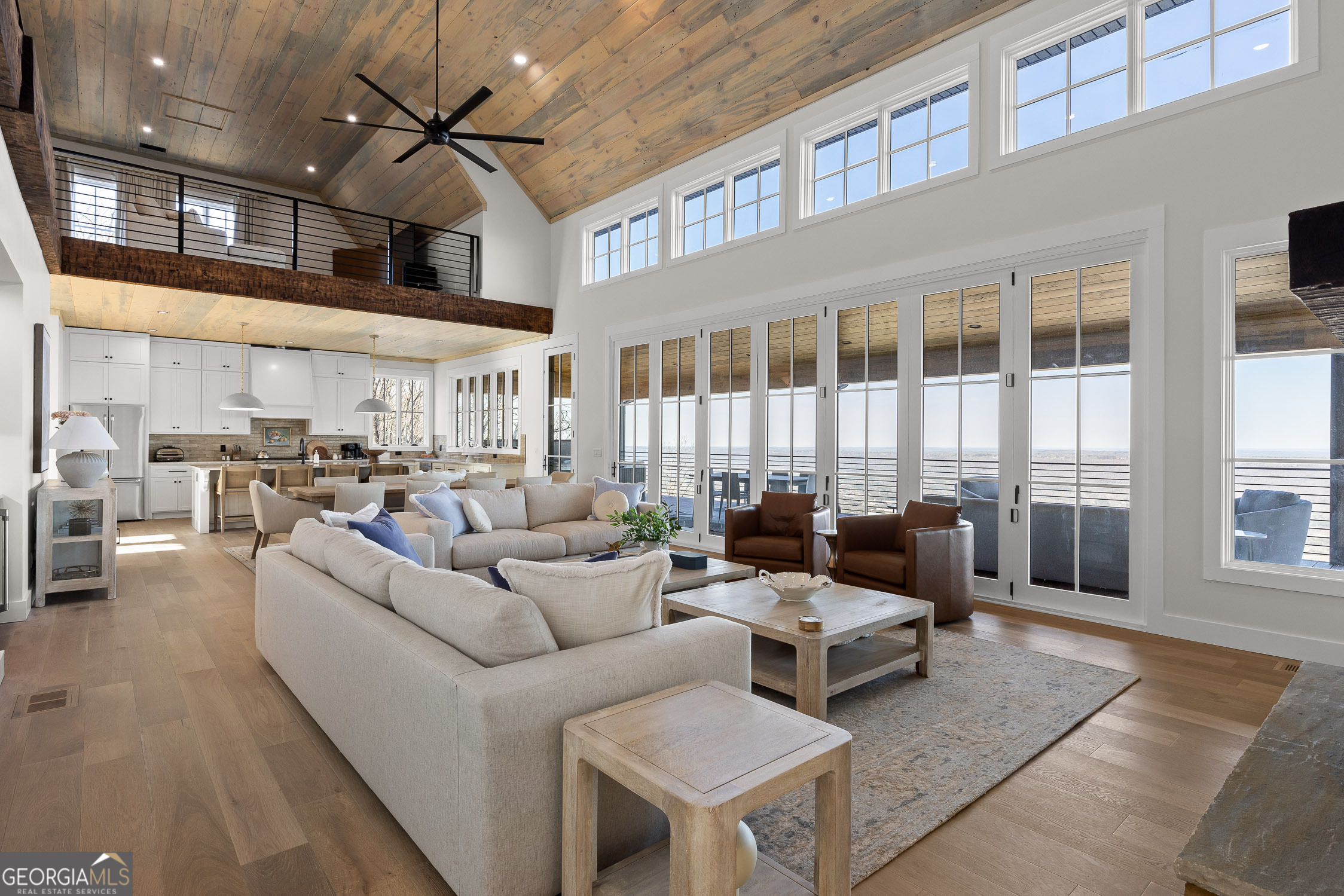 6565 Scenic Highway Rising Fawn, GA 30738 - Photo 2 of 47 a living room with furniture